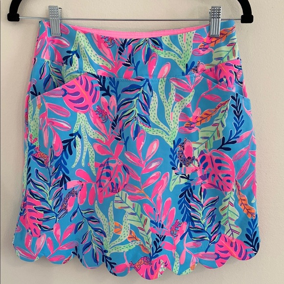 Lilly Pulitzer Pants - Lilly Pulitzer Luxletic Monica Golf Skort Scallop Porto Blue Skort Size 0